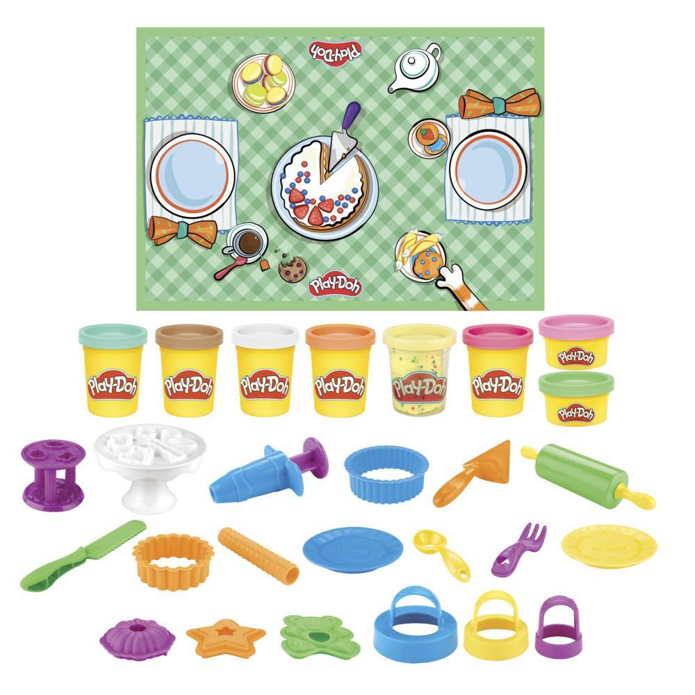 Play-Doh Kitchen Creations Sweet Cakes Playset for Kids 3 Years and Up with  8 Colors, Playmat, Over 15 Tools - Play-Doh