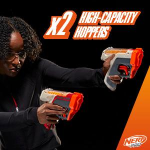 Nerf Fortnite, blaster à fléchette Flare, s'ouvre pour charger, inclut 3 fléchettes  Nerf Mega qui sifflent en volant, poignée d'amorçage 